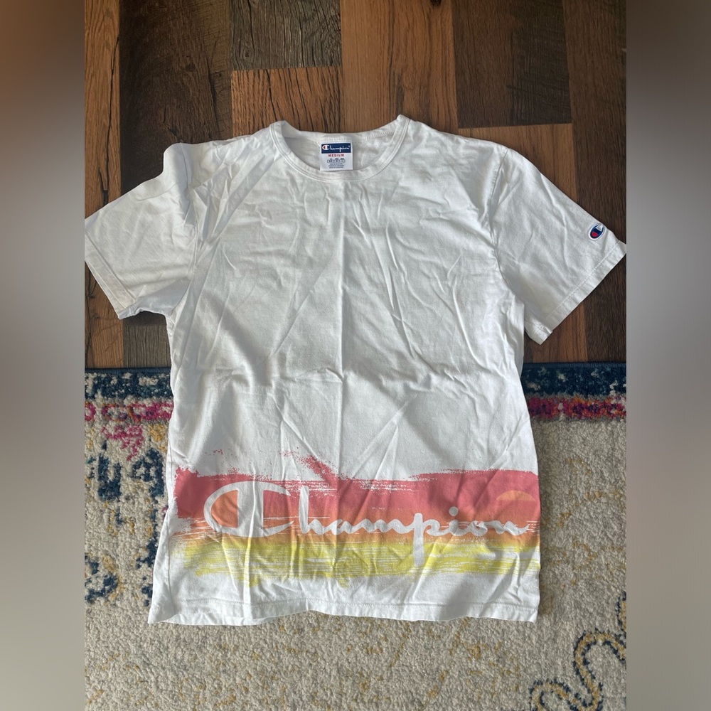 Men’s Champion t shirt size Medium